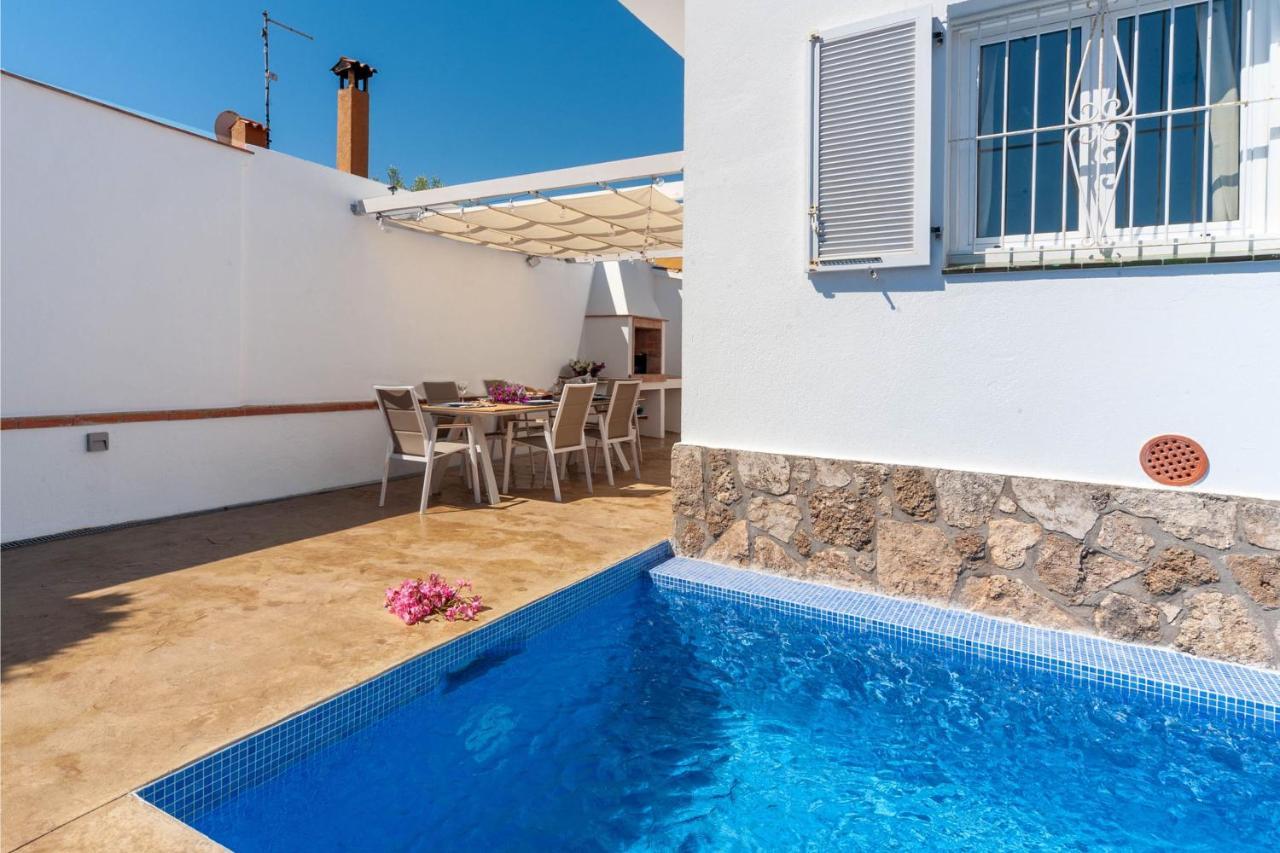 Laia Villa L'Escala Exterior photo